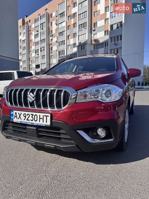 Внедорожник / Кроссовер Suzuki SX4 2019 в 