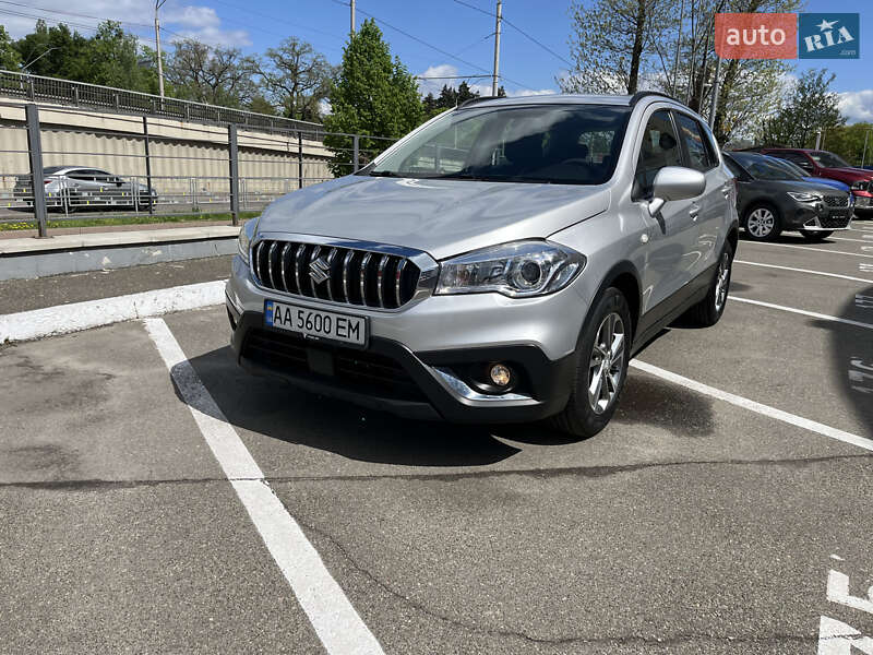 Внедорожник / Кроссовер Suzuki SX4 2019 в 