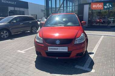Внедорожник / Кроссовер Suzuki SX4 2012 в 