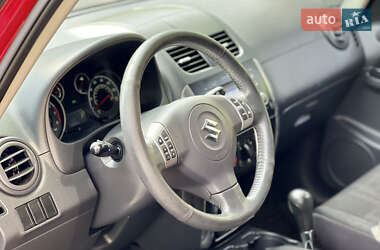Внедорожник / Кроссовер Suzuki SX4 2011 в 