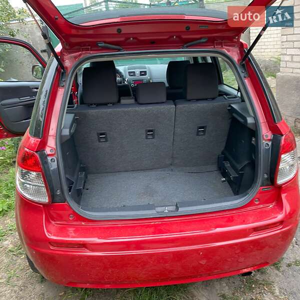 Внедорожник / Кроссовер Suzuki SX4 2012 в Валках