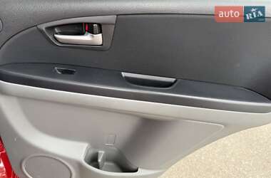 Хетчбек Suzuki SX4 2008 в 