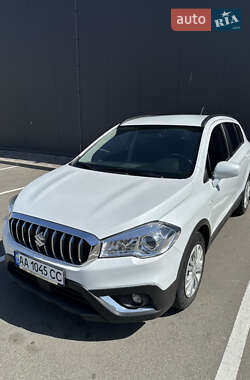 Внедорожник / Кроссовер Suzuki SX4 2019 в Киеве