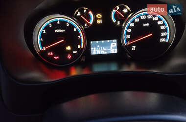 Внедорожник / Кроссовер Suzuki SX4 2010 в 