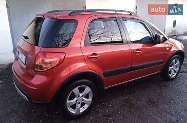 Внедорожник / Кроссовер Suzuki SX4 2010 в 
