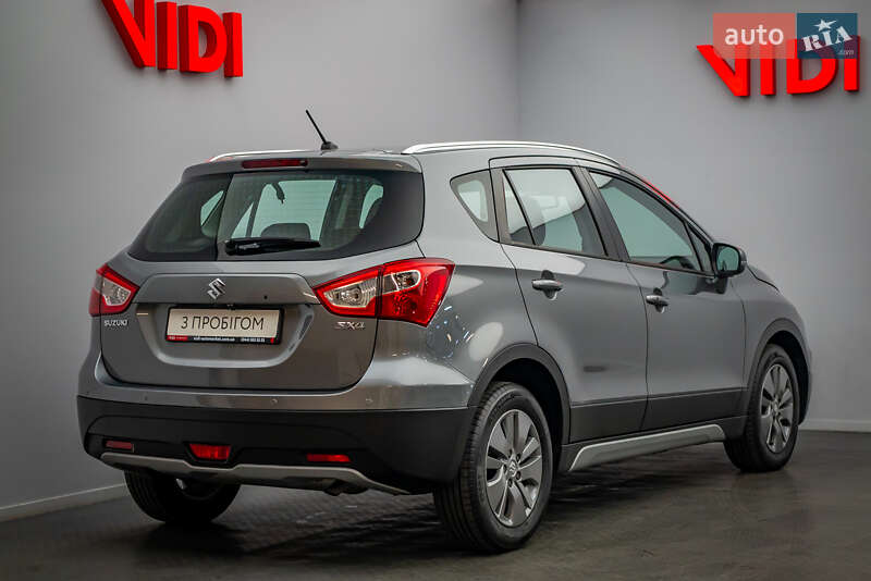 Внедорожник / Кроссовер Suzuki SX4 2013 в Киеве