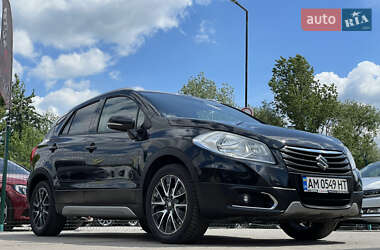 Внедорожник / Кроссовер Suzuki SX4 2015 в 
