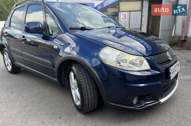 Внедорожник / Кроссовер Suzuki SX4 2009 в 