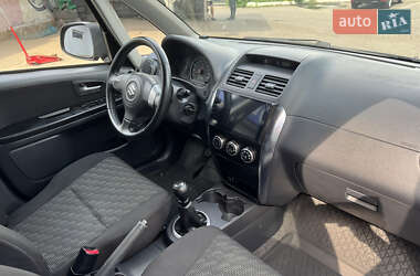 Внедорожник / Кроссовер Suzuki SX4 2009 в 