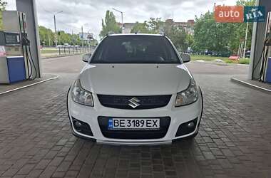 Позашляховик / Кросовер Suzuki SX4 2012 в 