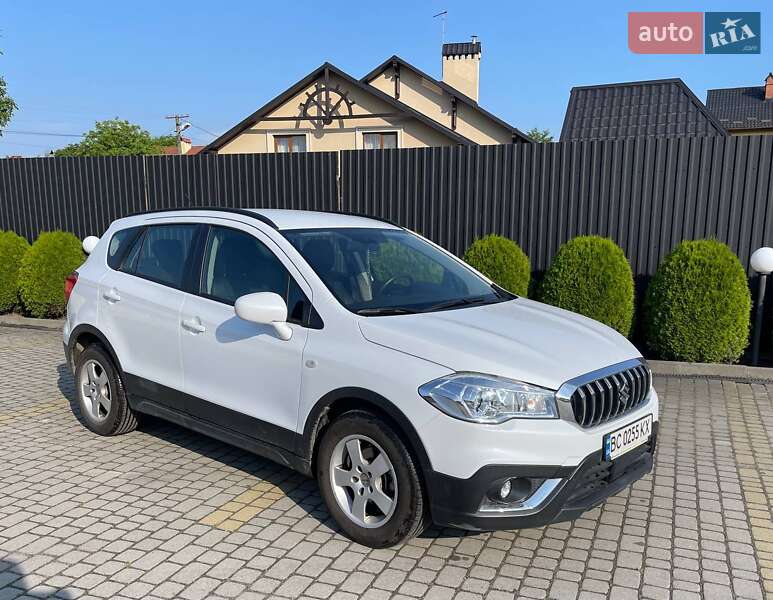 Внедорожник / Кроссовер Suzuki SX4 2020 в Львове