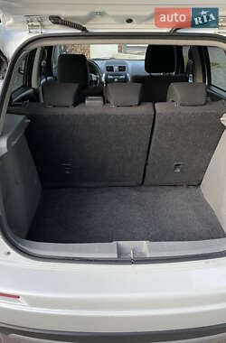 Внедорожник / Кроссовер Suzuki SX4 2011 в 