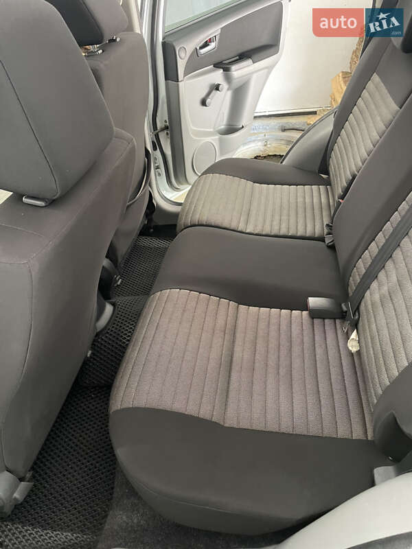 Позашляховик / Кросовер Suzuki SX4 2011 в Харкові