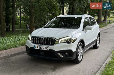 Позашляховик / Кросовер Suzuki SX4 2018 в Києві