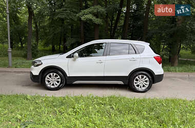 Внедорожник / Кроссовер Suzuki SX4 2018 в Киеве