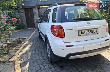 Позашляховик / Кросовер Suzuki SX4 2014 в Києві
