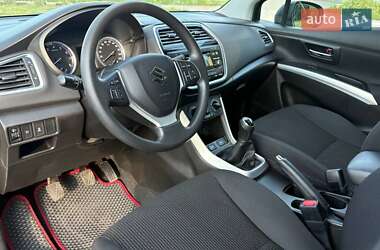 Внедорожник / Кроссовер Suzuki SX4 2021 в 