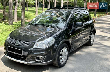 Внедорожник / Кроссовер Suzuki SX4 2013 в Киеве
