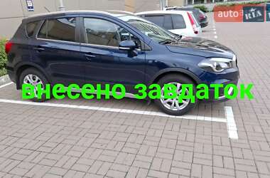 Внедорожник / Кроссовер Suzuki SX4 2019 в Киеве