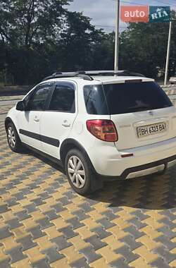 Внедорожник / Кроссовер Suzuki SX4 2013 в 