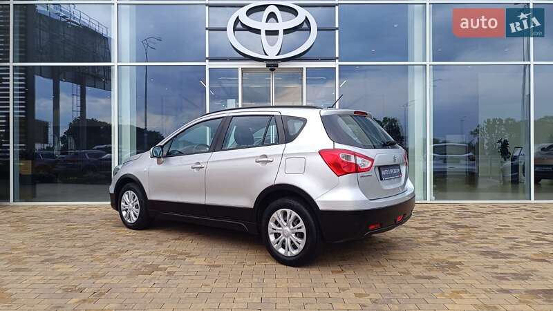 Внедорожник / Кроссовер Suzuki SX4 2021 в Киеве