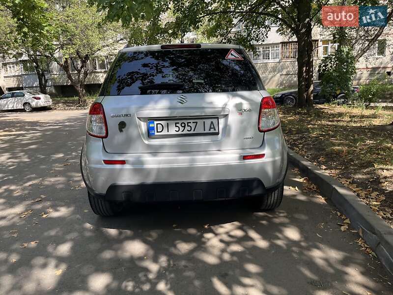 Внедорожник / Кроссовер Suzuki SX4 2010 в Харькове