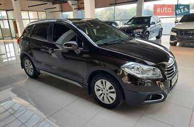 Внедорожник / Кроссовер Suzuki SX4 2014 в Хмельницком