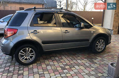 Внедорожник / Кроссовер Suzuki SX4 2011 в Львове