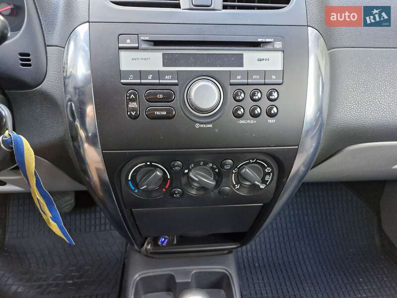 Внедорожник / Кроссовер Suzuki SX4 2013 в Броварах