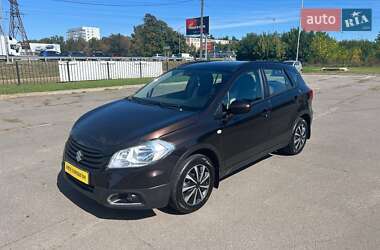 Внедорожник / Кроссовер Suzuki SX4 2014 в Полтаве