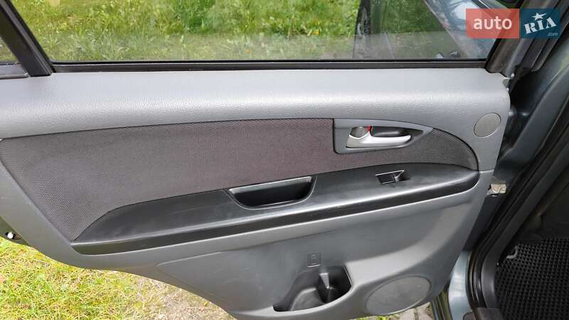 Седан Suzuki SX4 2008 в Львові