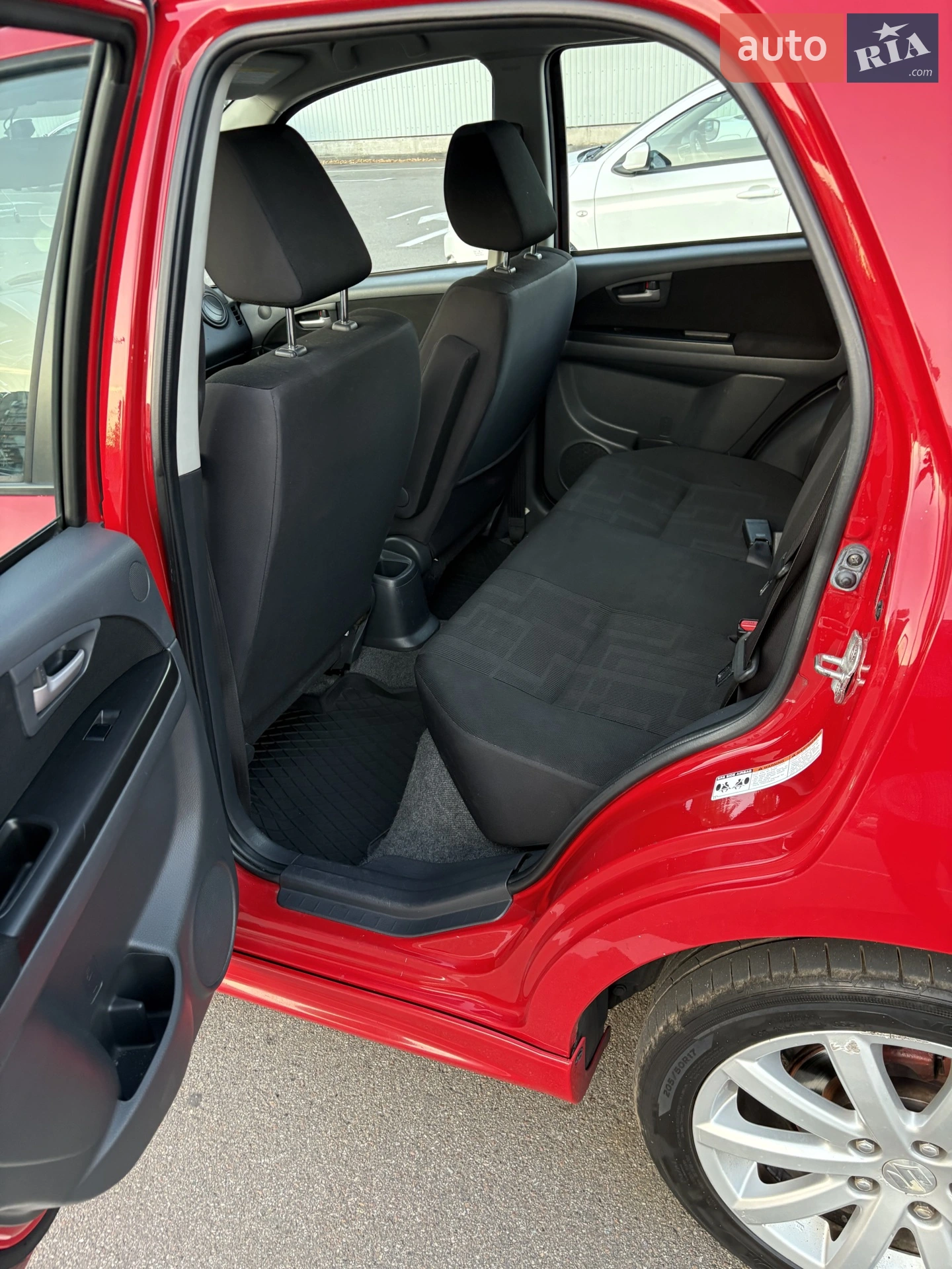 2011 Suzuki SX4 - мініатюра 7