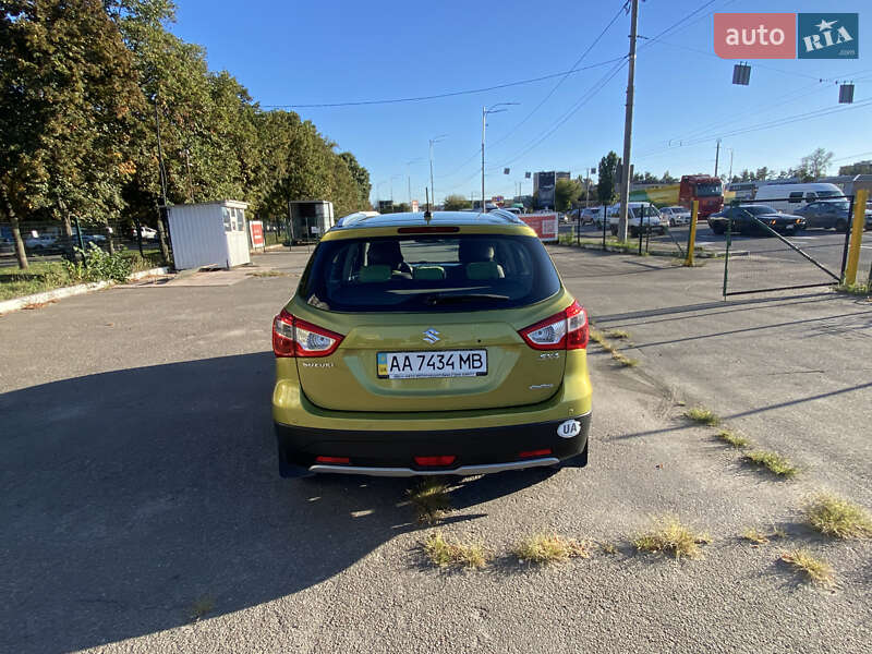 Позашляховик / Кросовер Suzuki SX4 2014 в Києві