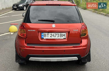 Внедорожник / Кроссовер Suzuki SX4 2012 в 