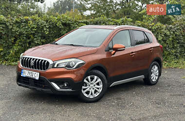 Внедорожник / Кроссовер Suzuki SX4 2017 в Киеве