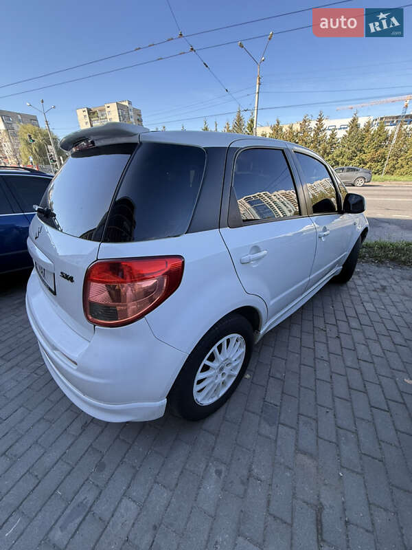 Хетчбек Suzuki SX4 2009 в Львові