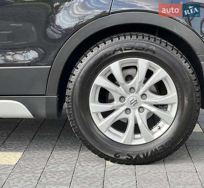 Внедорожник / Кроссовер Suzuki SX4 2017 в Ужгороде фото 8 Внедорожник / Кроссовер Suzuki SX4 2017 в Ужгороде