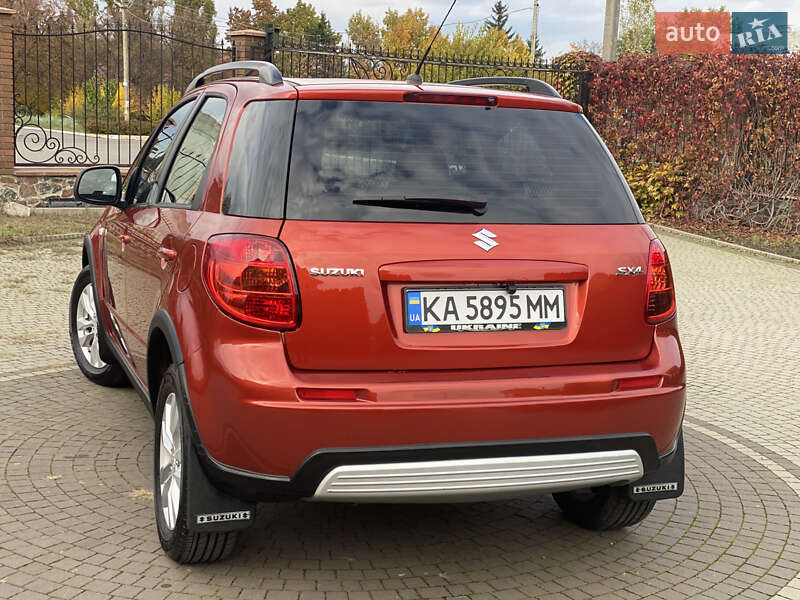Позашляховик / Кросовер Suzuki SX4 2012 в Бучі