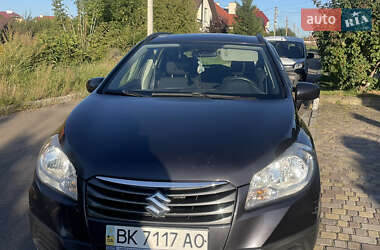 Позашляховик / Кросовер Suzuki SX4 2015 в Рівному