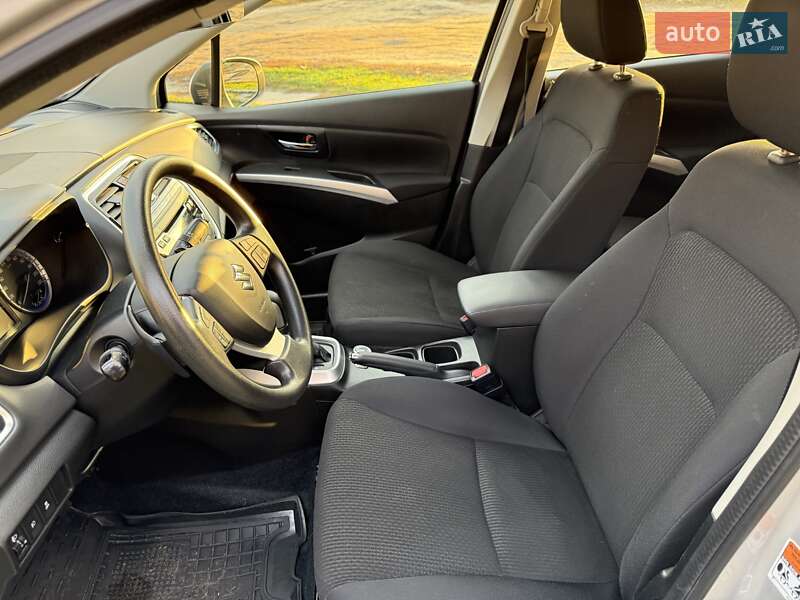 Внедорожник / Кроссовер Suzuki SX4 2020 в Харькове фото 7 Внедорожник / Кроссовер Suzuki SX4 2020 в Харькове