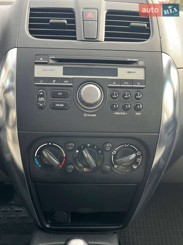 Позашляховик / Кросовер Suzuki SX4 2013 в Кривому Розі фото 14 Позашляховик / Кросовер Suzuki SX4 2013 в Кривому Розі