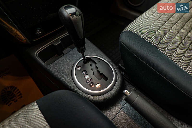 Хэтчбек Suzuki SX4 2008 в Киеве