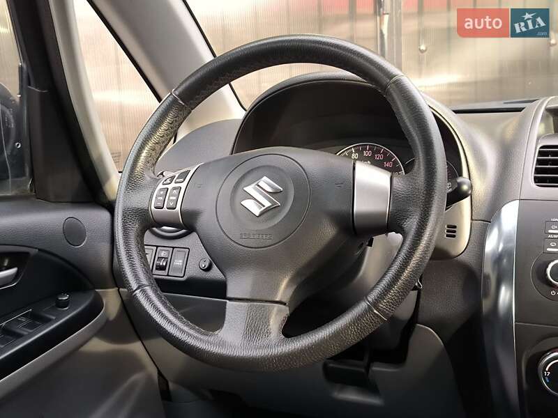 Хэтчбек Suzuki SX4 2008 в Киеве