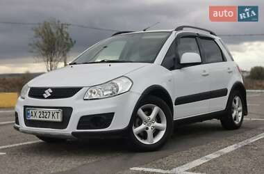 Позашляховик / Кросовер Suzuki SX4 2014 в Чернівцях