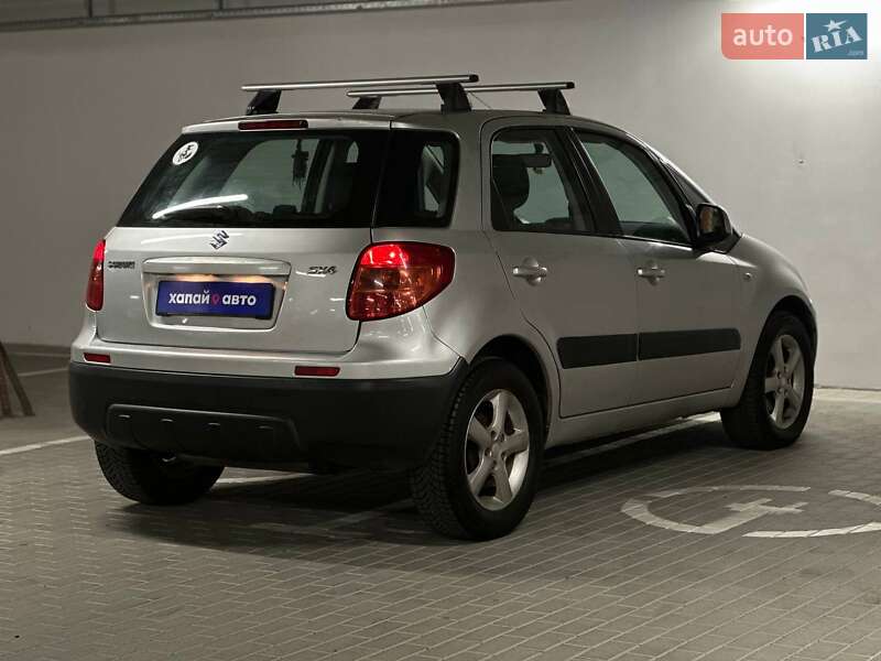 Хэтчбек Suzuki SX4 2008 в Киеве