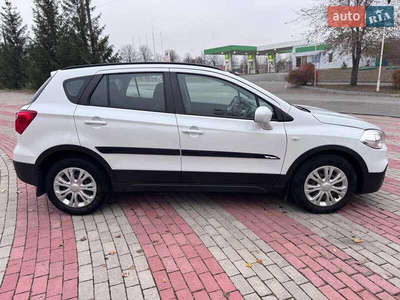 Позашляховик / Кросовер Suzuki SX4 2019 в Запоріжжі фото 6 Позашляховик / Кросовер Suzuki SX4 2019 в Запоріжжі