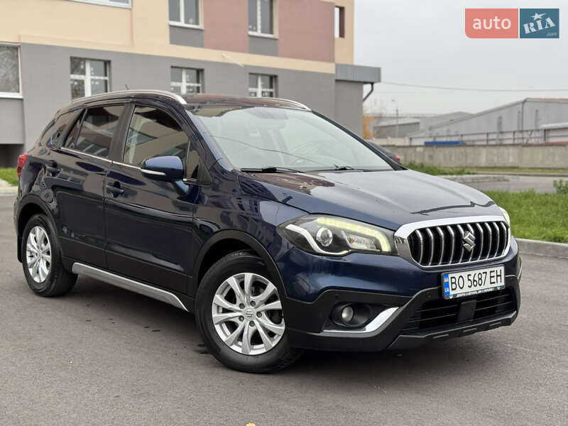 Внедорожник / Кроссовер Suzuki SX4 2017 в Харькове