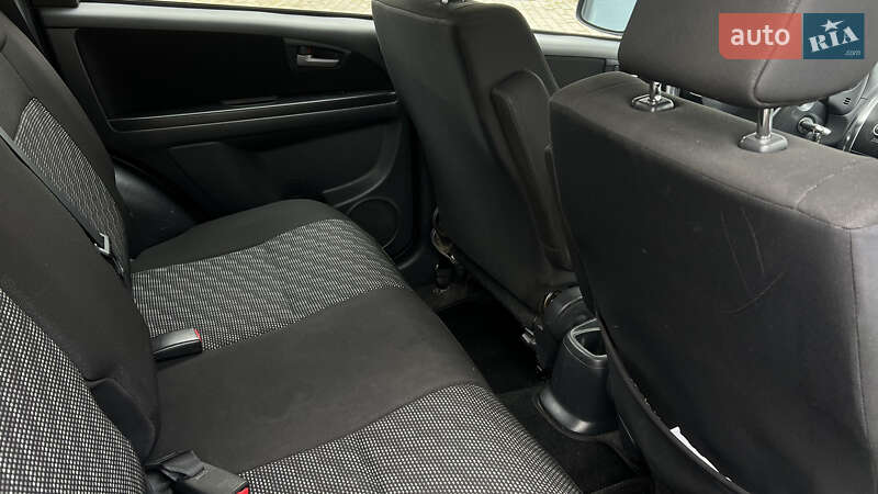 Хэтчбек Suzuki SX4 2008 в Львове