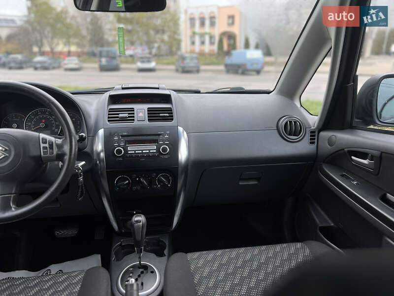 Хэтчбек Suzuki SX4 2008 в Львове