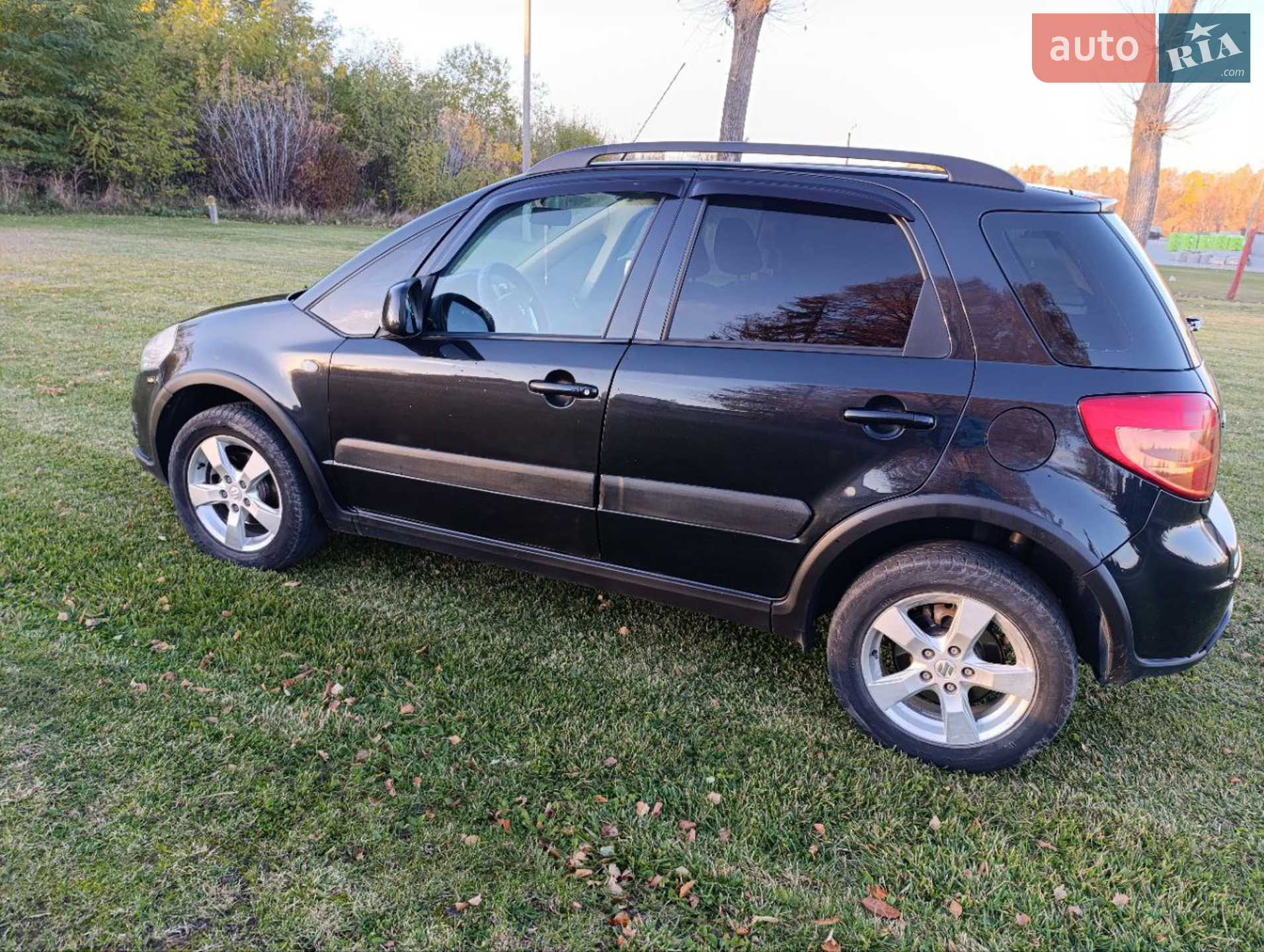 2011 Suzuki SX4 - мініатюра 10